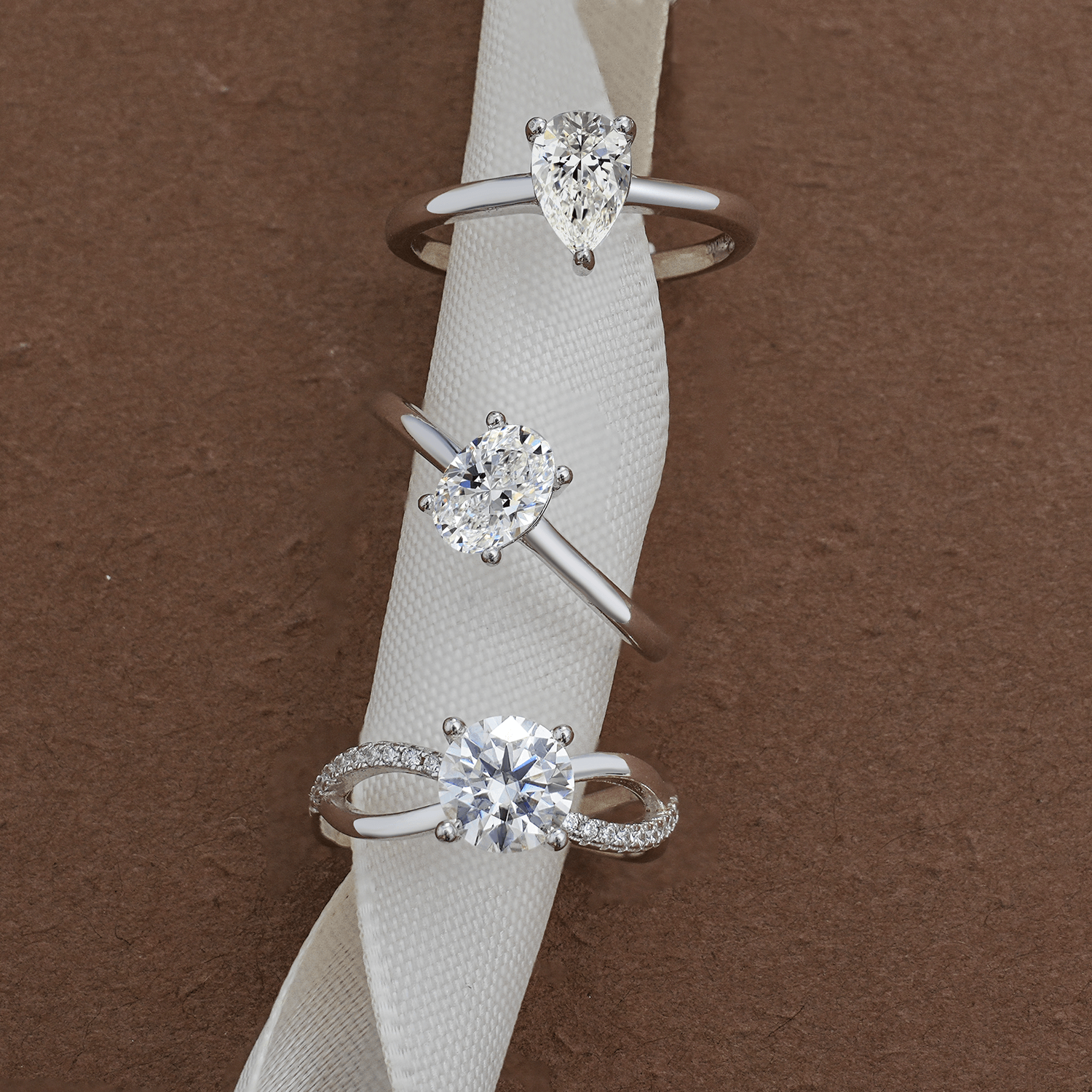 How to Choose Silver Moissanite Engagement Rings