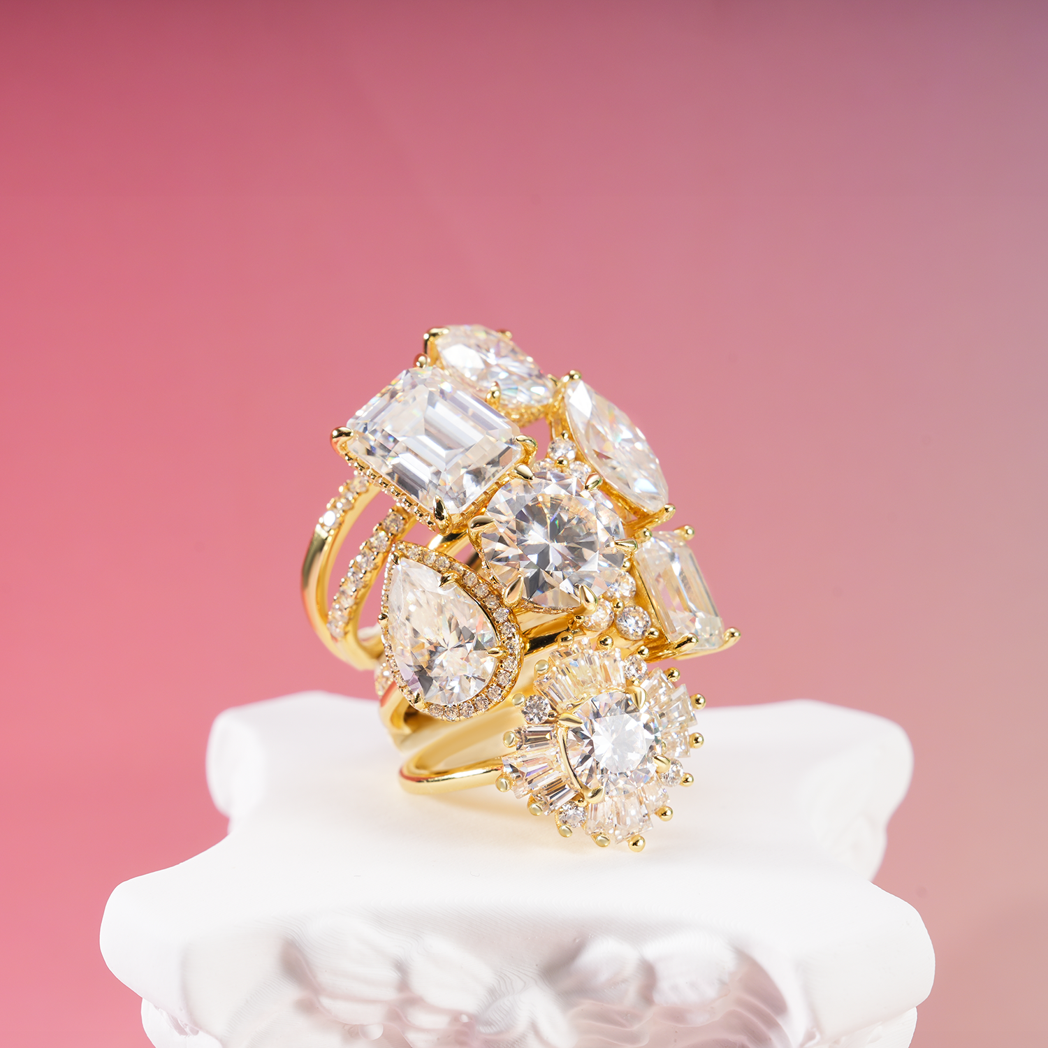 How to Choose the Perfect Moissanite Engagement Ring for Your Style