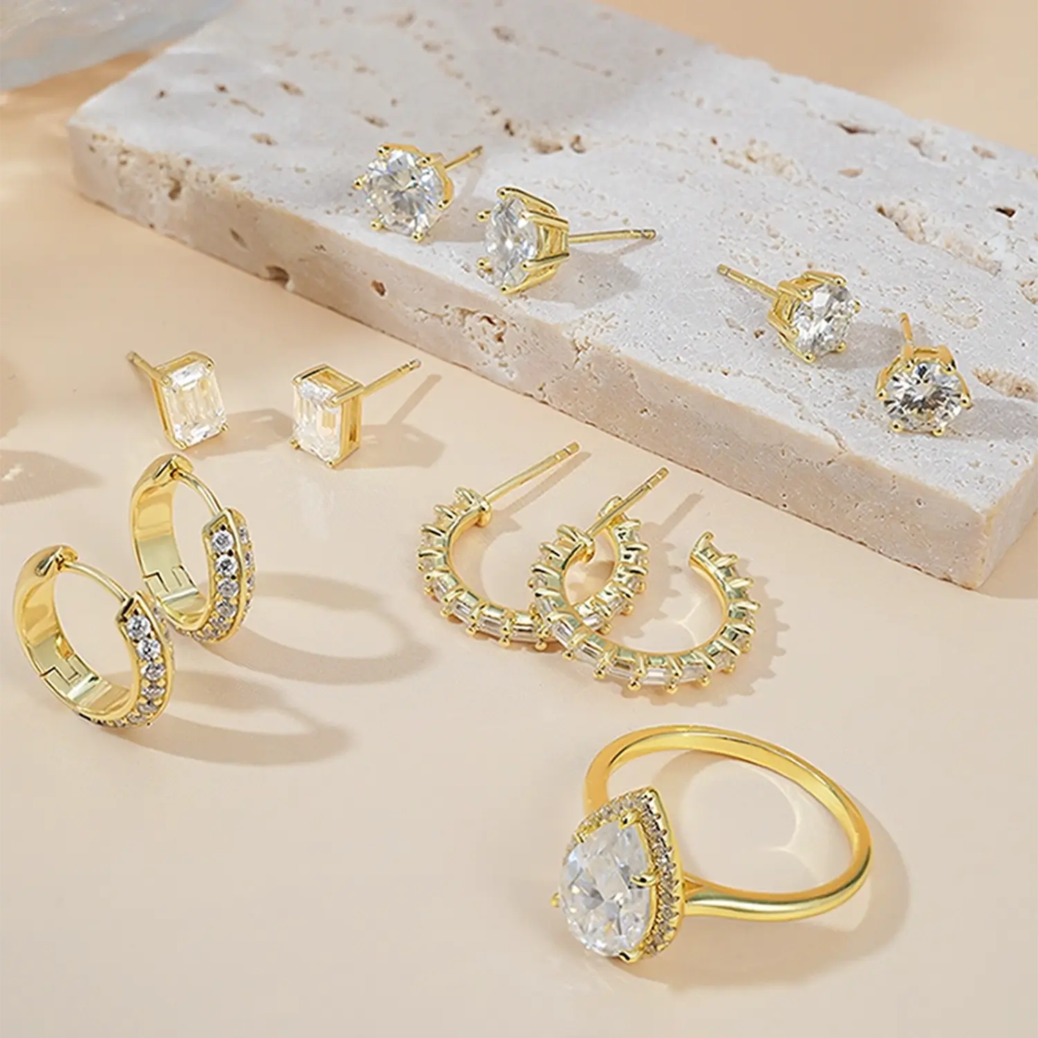 Gemoiss earring