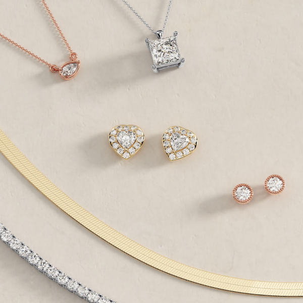 Moissanite vs. Diamond