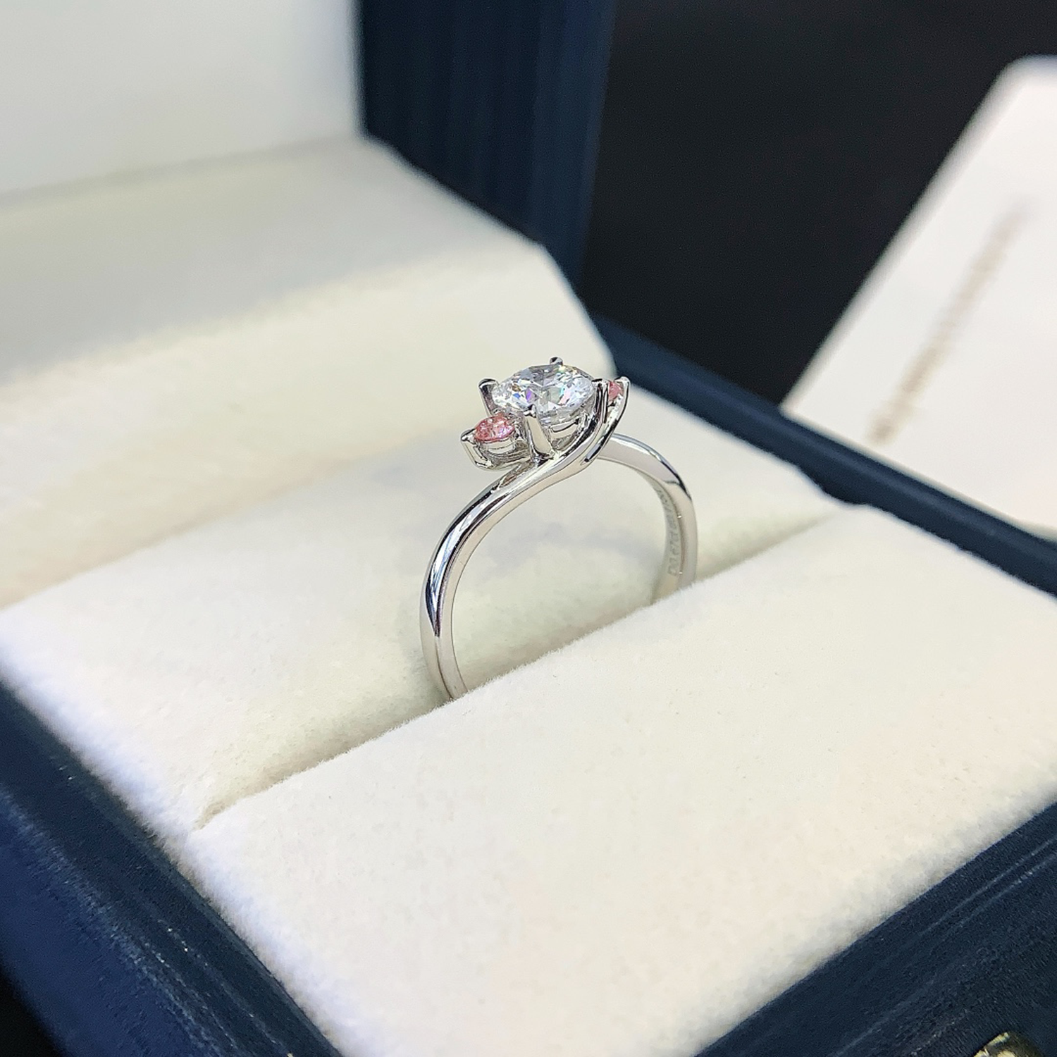 18K Gold Bypass Three Stones Round Cut Lab-Grown Diamond Engagament Ring