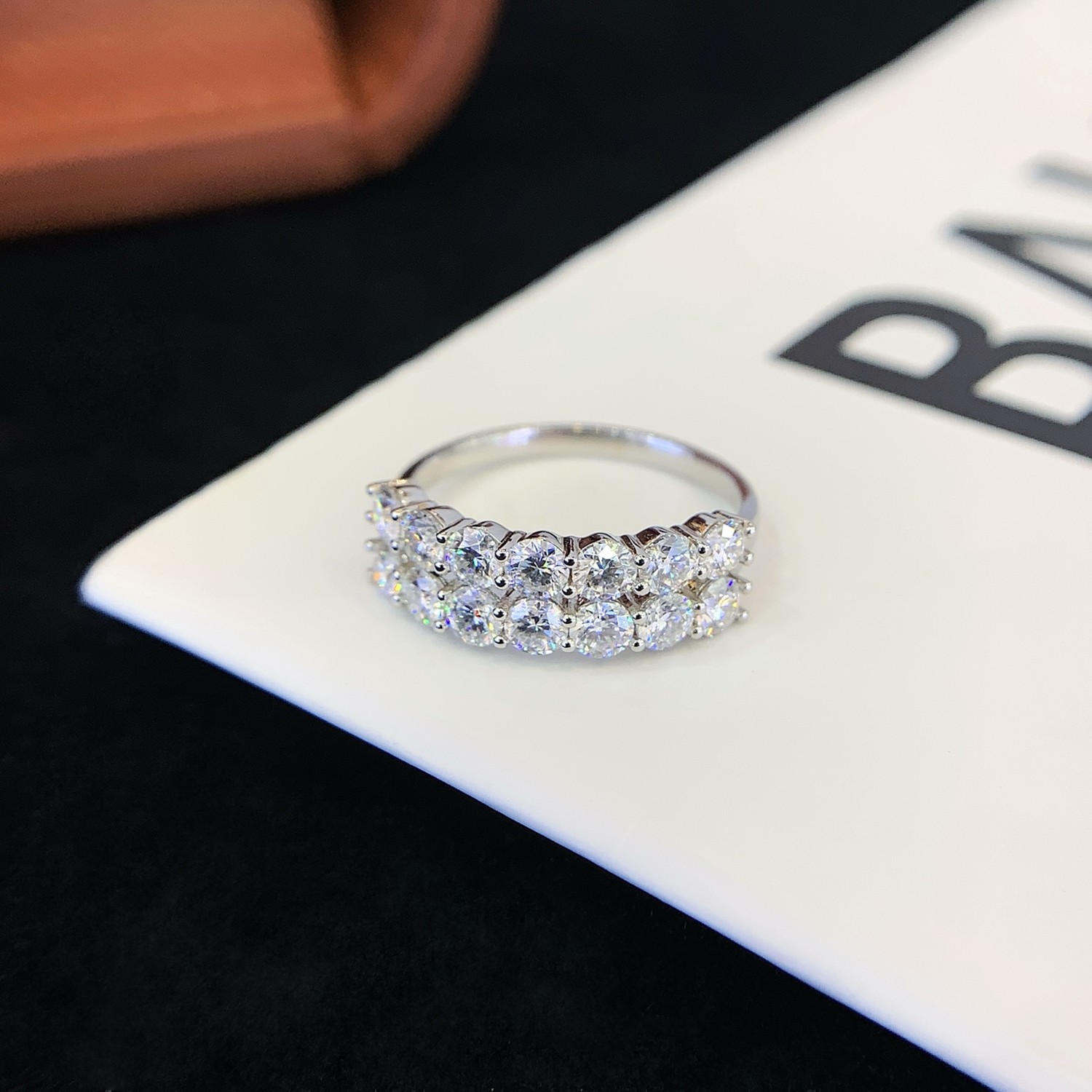 18K Gold Double Row Damond Wedding Band