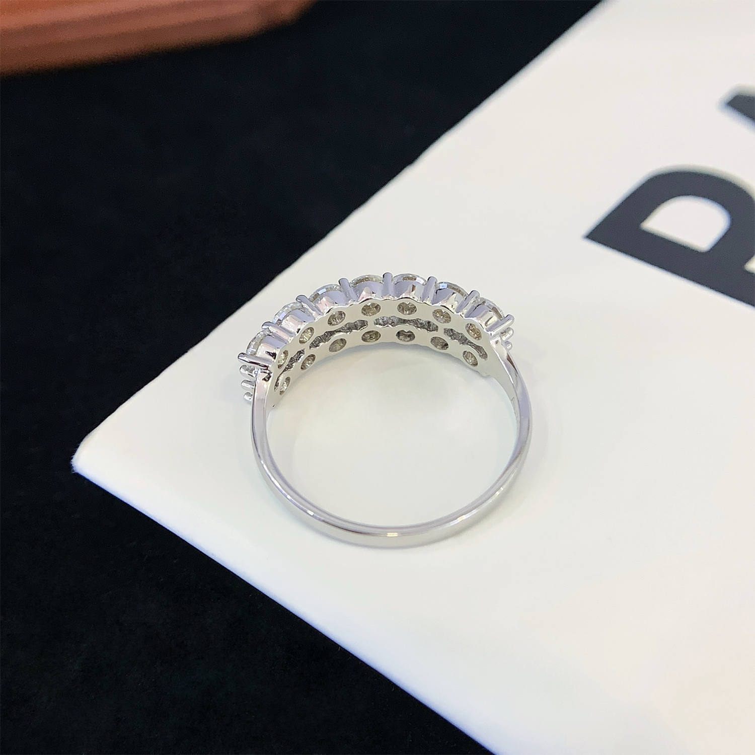 18K Gold Double Row Damond Wedding Band