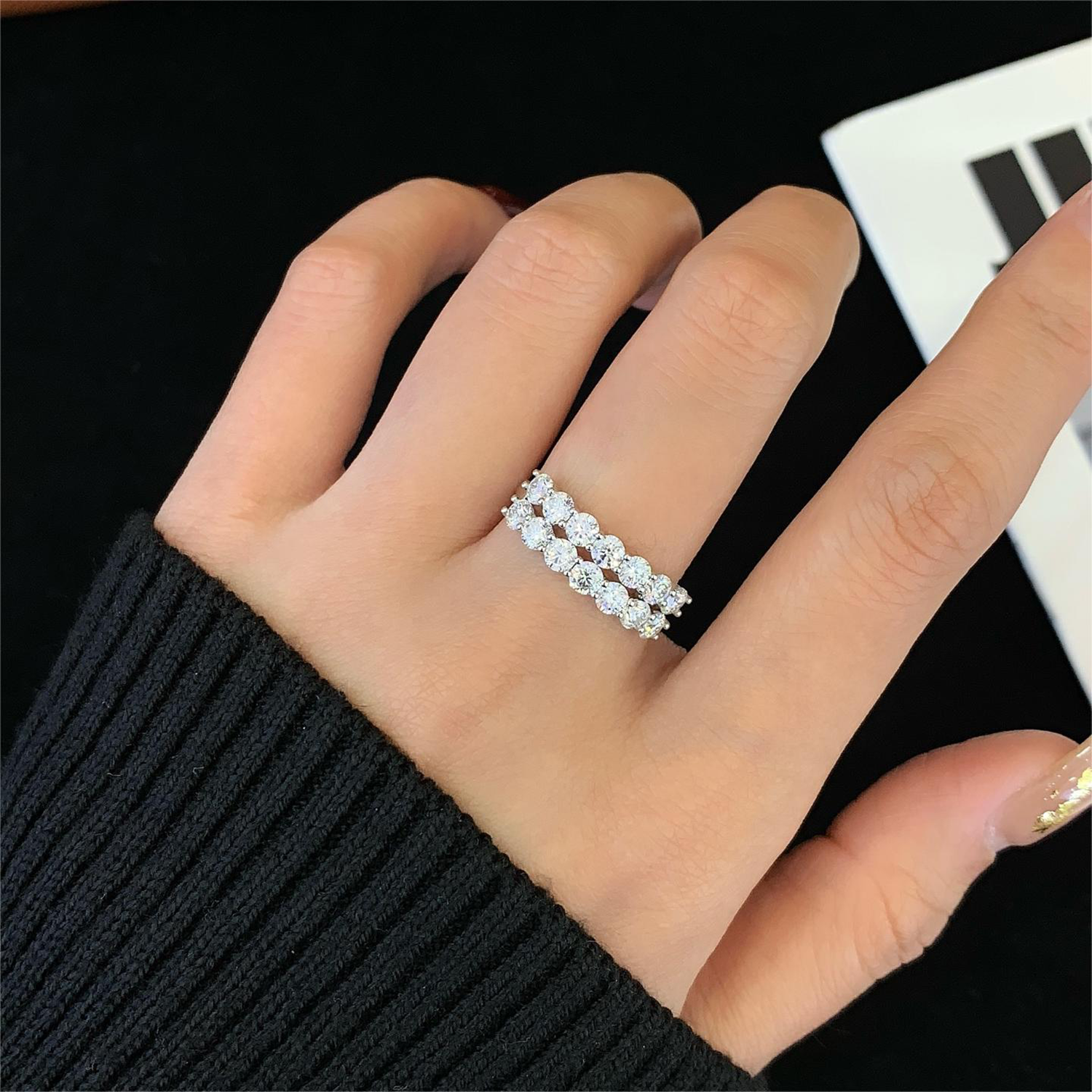 18K Gold Double Row Damond Wedding Band