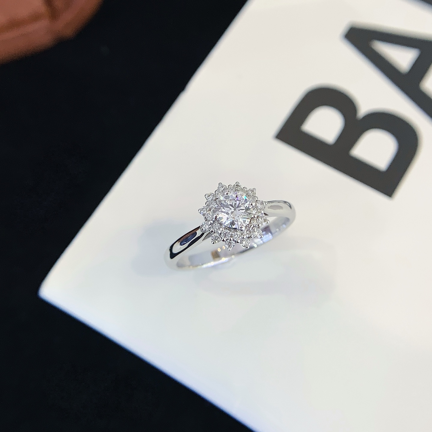 18K Gold Flower Halo Lab-Grown Diamond Engagement Ring