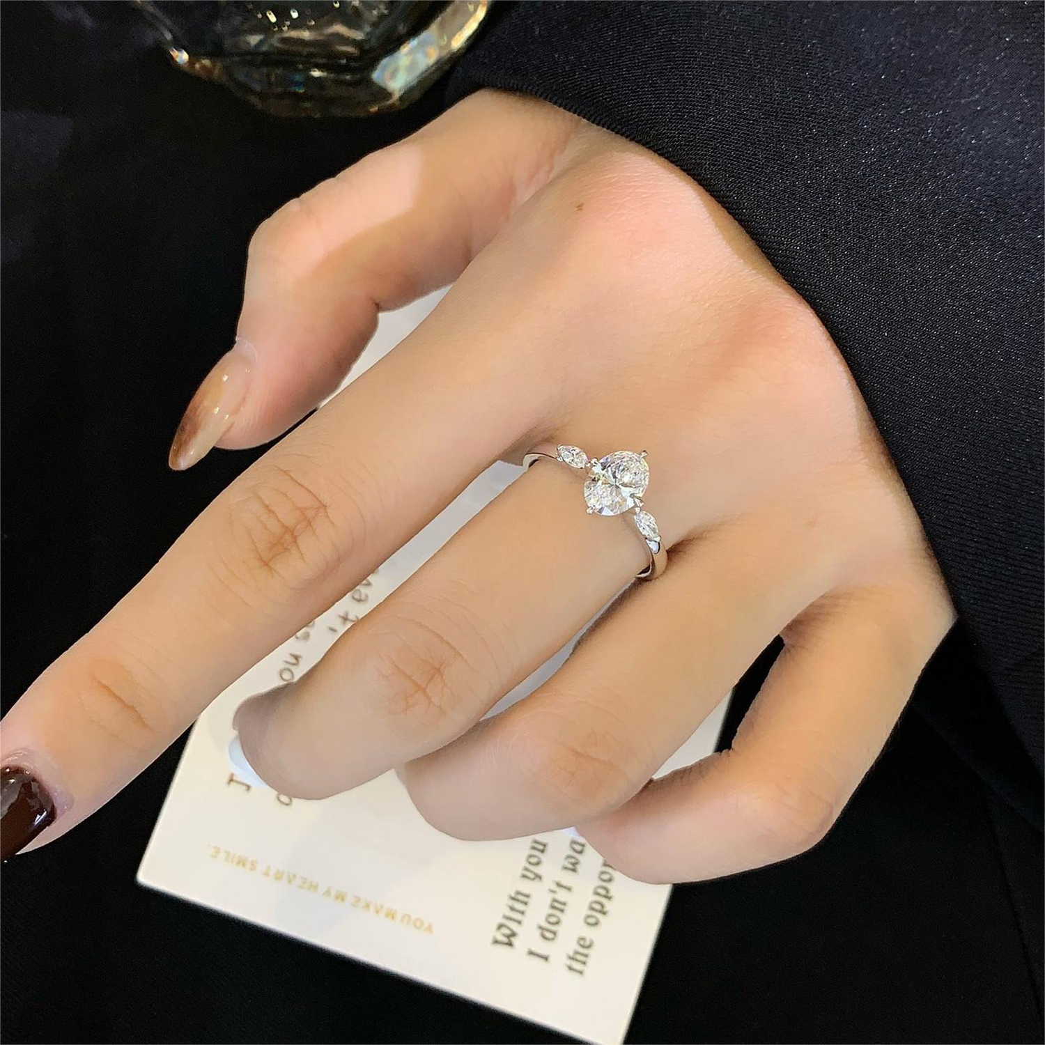 18K Gold Oval Cut Lab-Grown Diamond Three Stones Engagament Ring