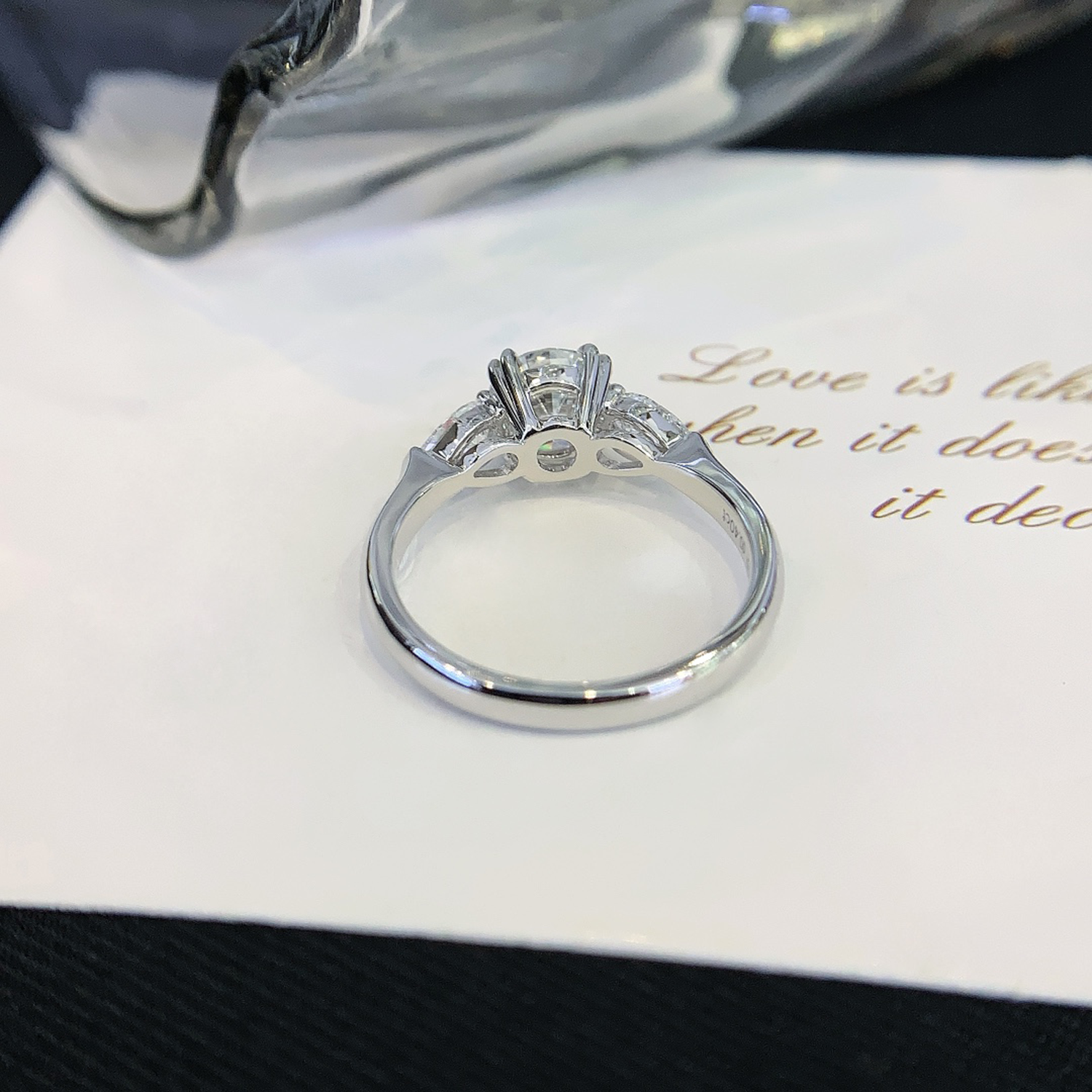 18K Gold Three Stones Round Cut Lab-Grown Diamond Engagament Ring