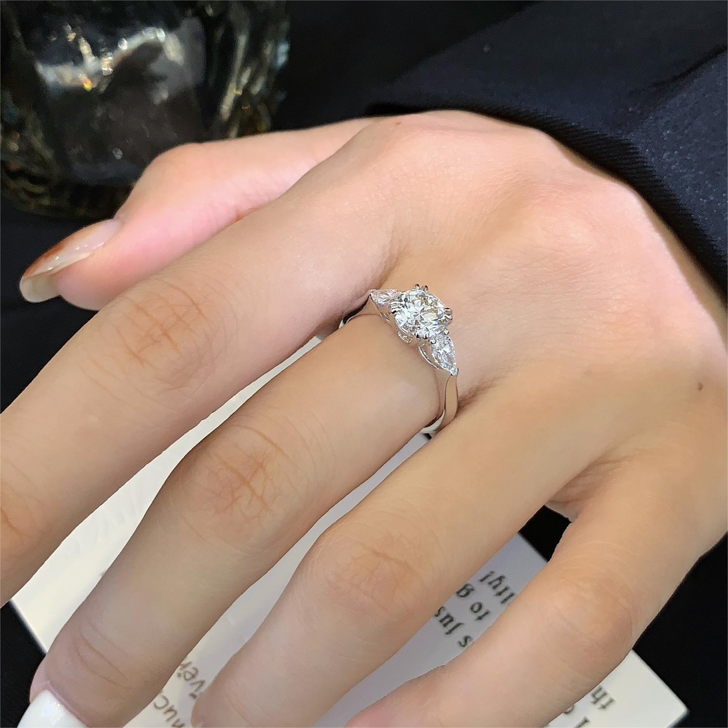 18K Gold Three Stones Round Cut Lab-Grown Diamond Engagament Ring