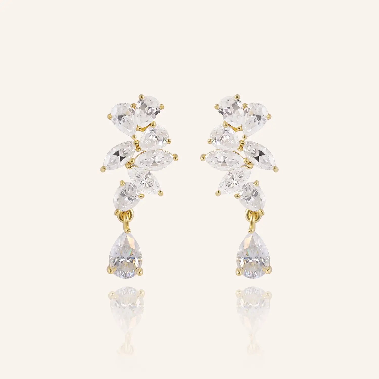 Pear-Shaped Marquise-Pattern Shining Moissanite Eardrop Earrings