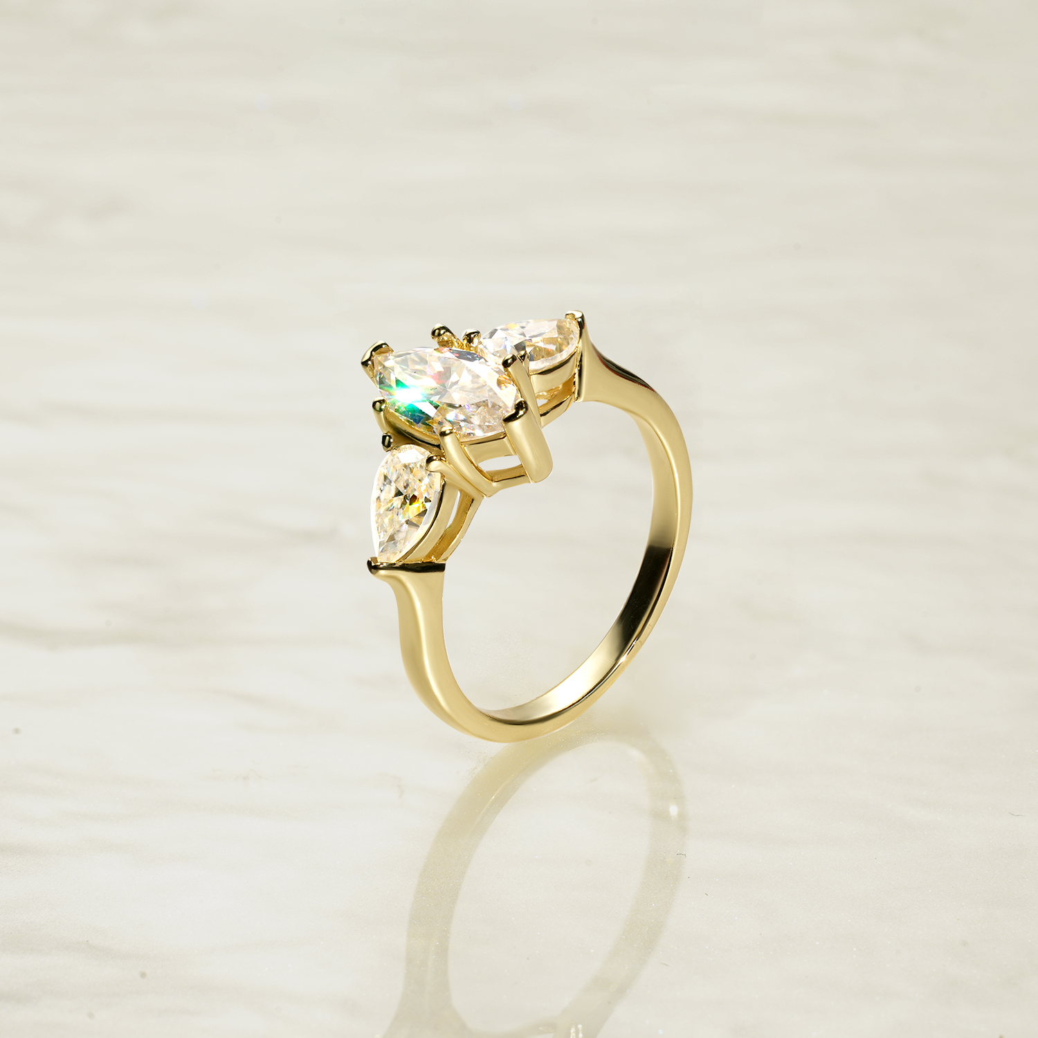 1CT Pear Cut Moissanite Three Stones Engagement Ring