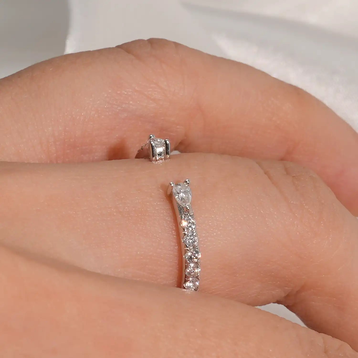 Sleek Design Stackable Moissanite Diamond Open Wedding Band