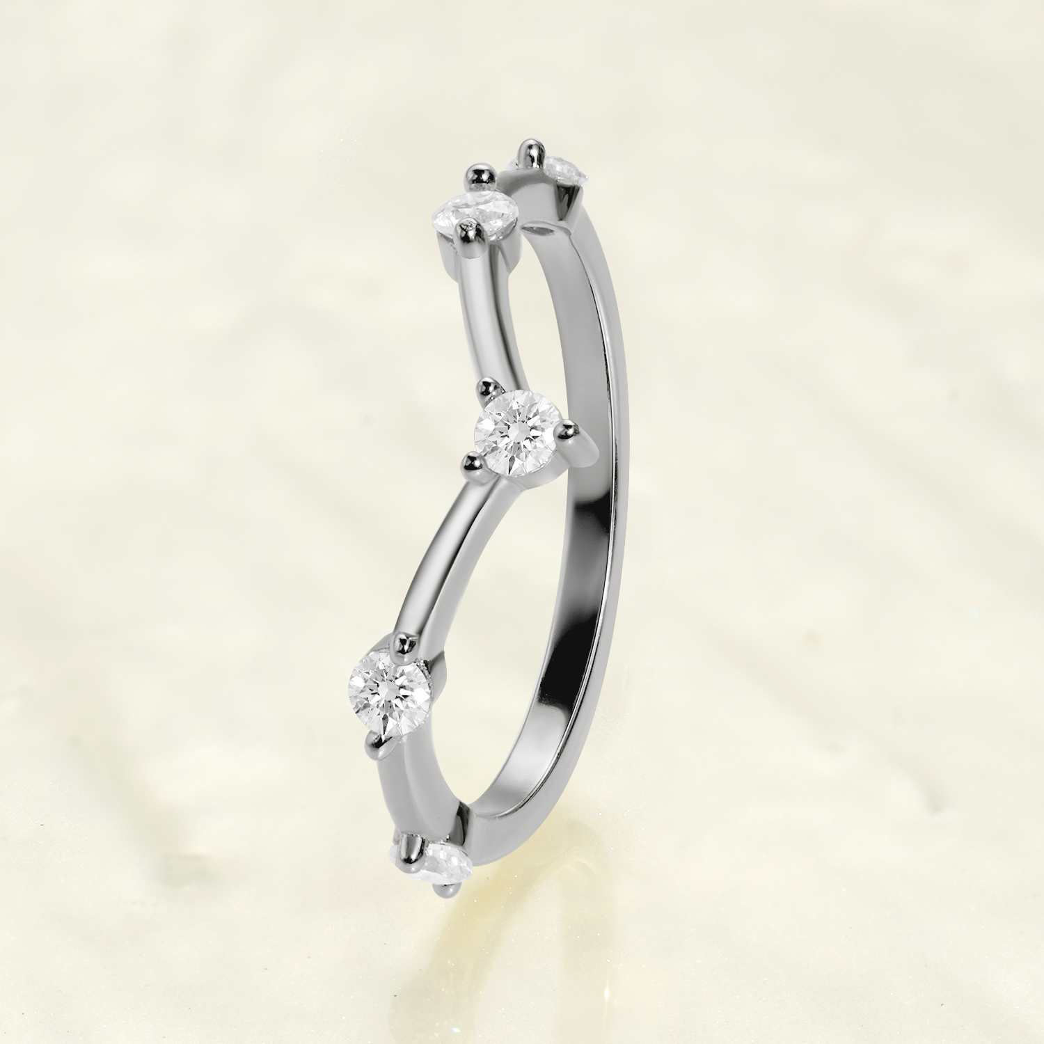 Round Cut Moissanite Chevron Wedding Band Fashion Ring