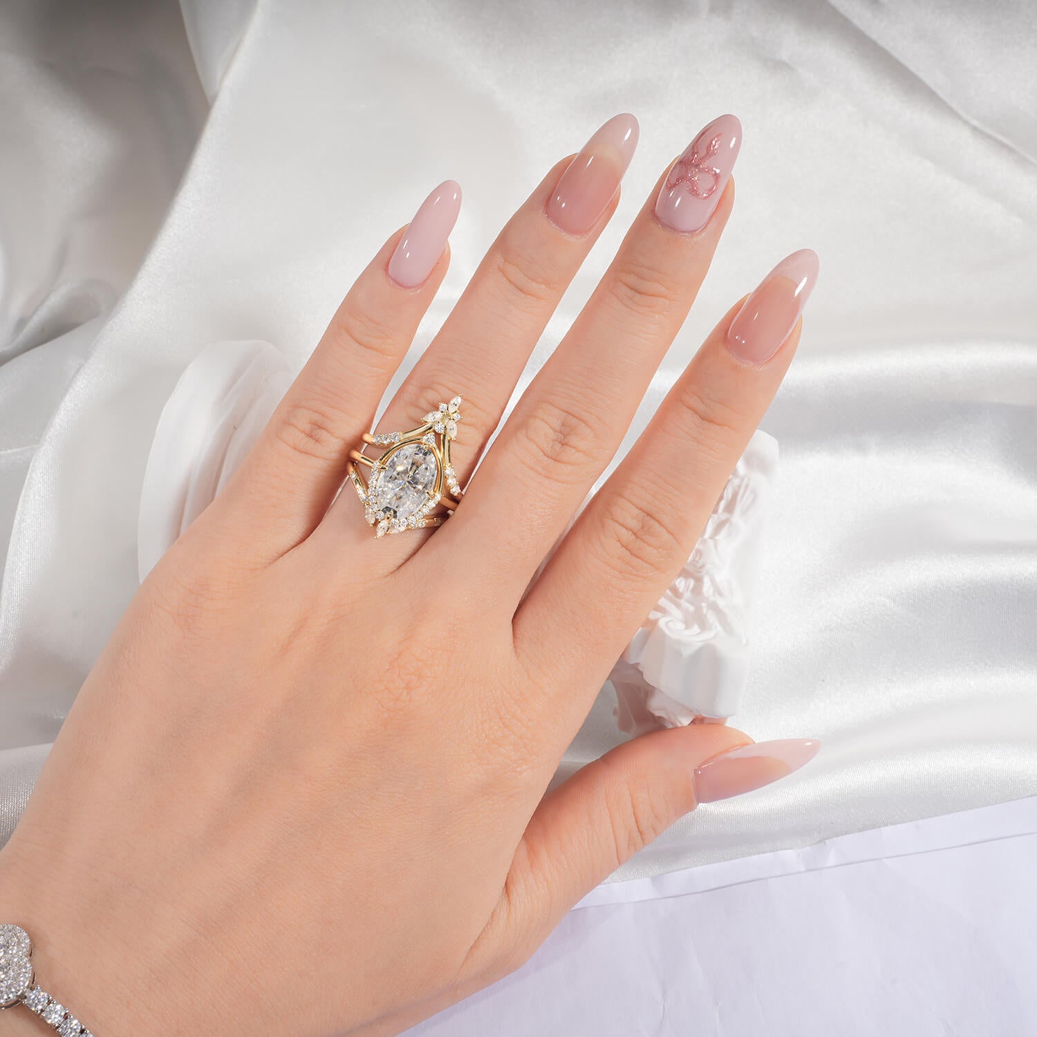 Unique Halo 4.5 CT Oval Cut Diamond Bridal Set 14K Gold Plated Moissanite Engagement Ring