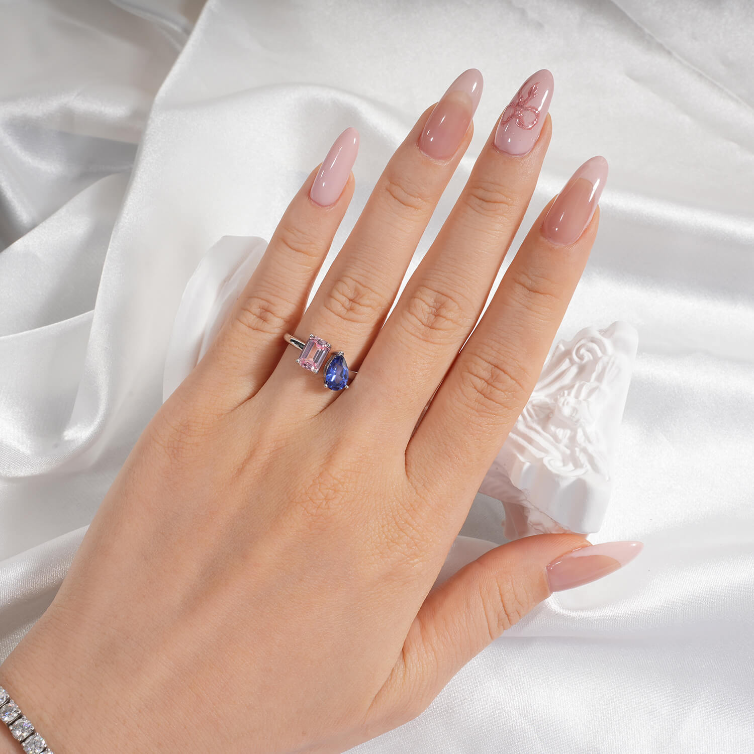 Two Stone Colored Briolette & Emerald Shaped Lab-growm Gems Diamond Fashion Open Ring