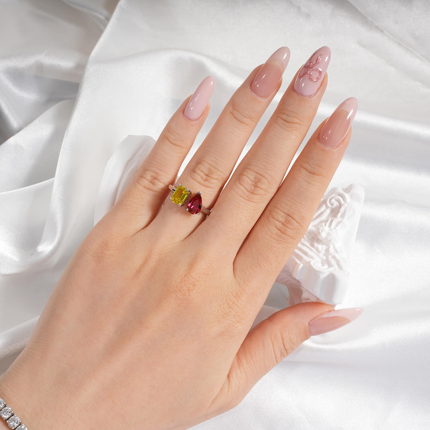Two Stone Colored Briolette & Emerald Shaped Lab-growm Gems Diamond Fashion Open Ring