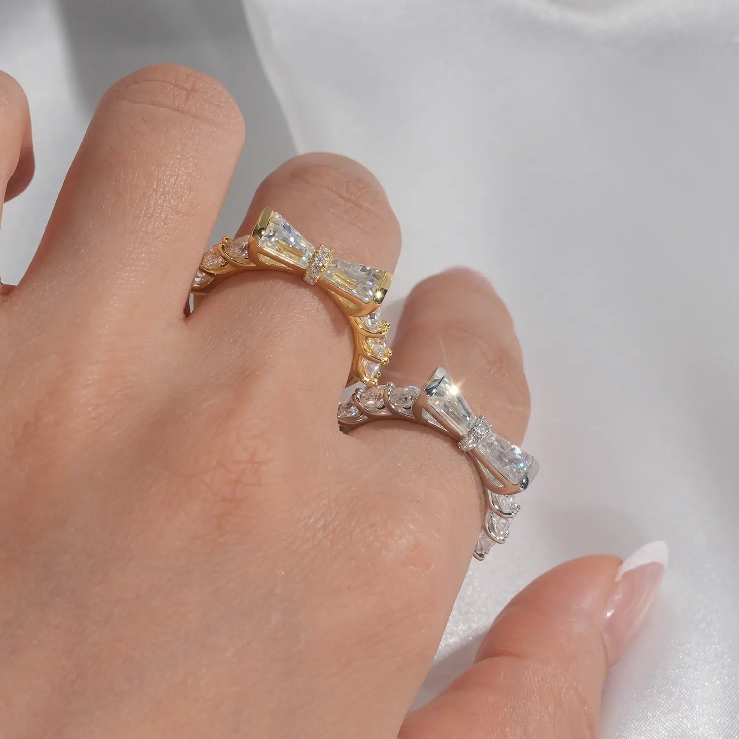 Bow Ring Trapezoid Cut Moissanite Diamond Ring