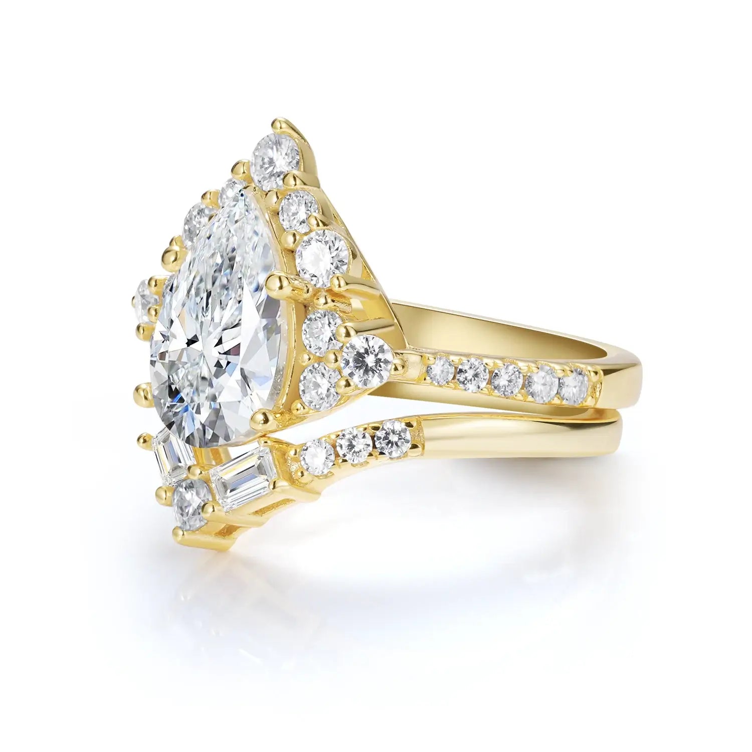 Luxury Style Pear Cut Moissanite Diamond Engagement Ring Bridal Ring Set