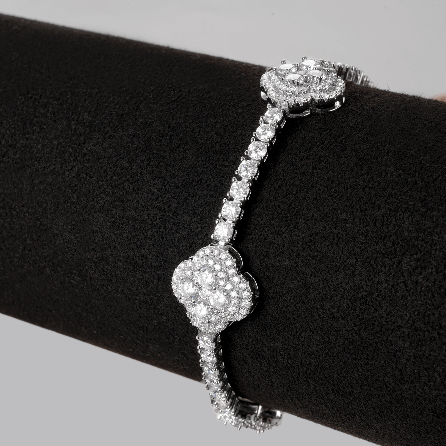 Black and White Moissanite Diamond Clover Tennis Bracelet