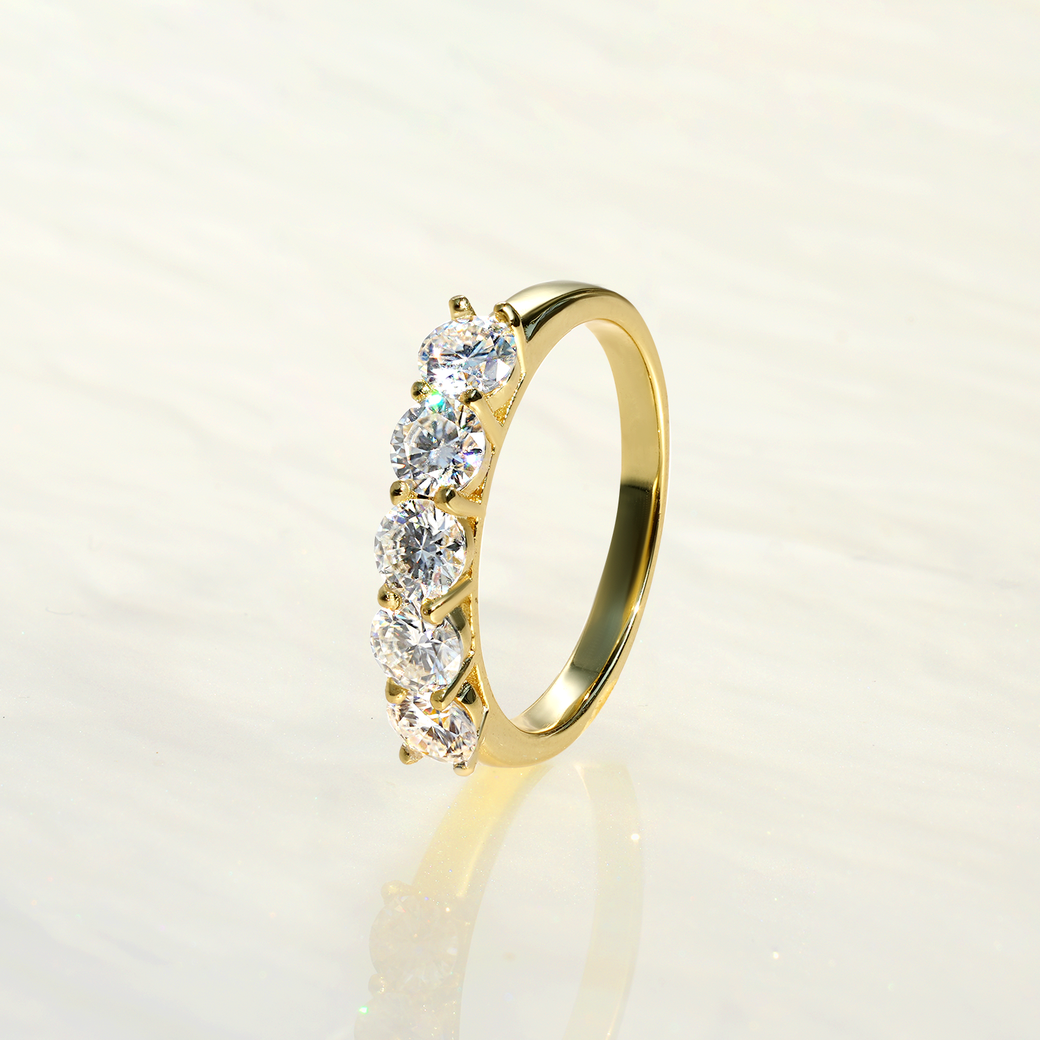 1.5CT Round Cut Moissanite Wedding Band