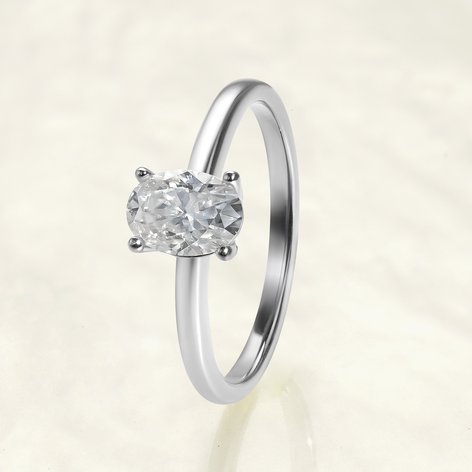 Solitaire Oval Cut Moissanite Luxury Engagement Ring
