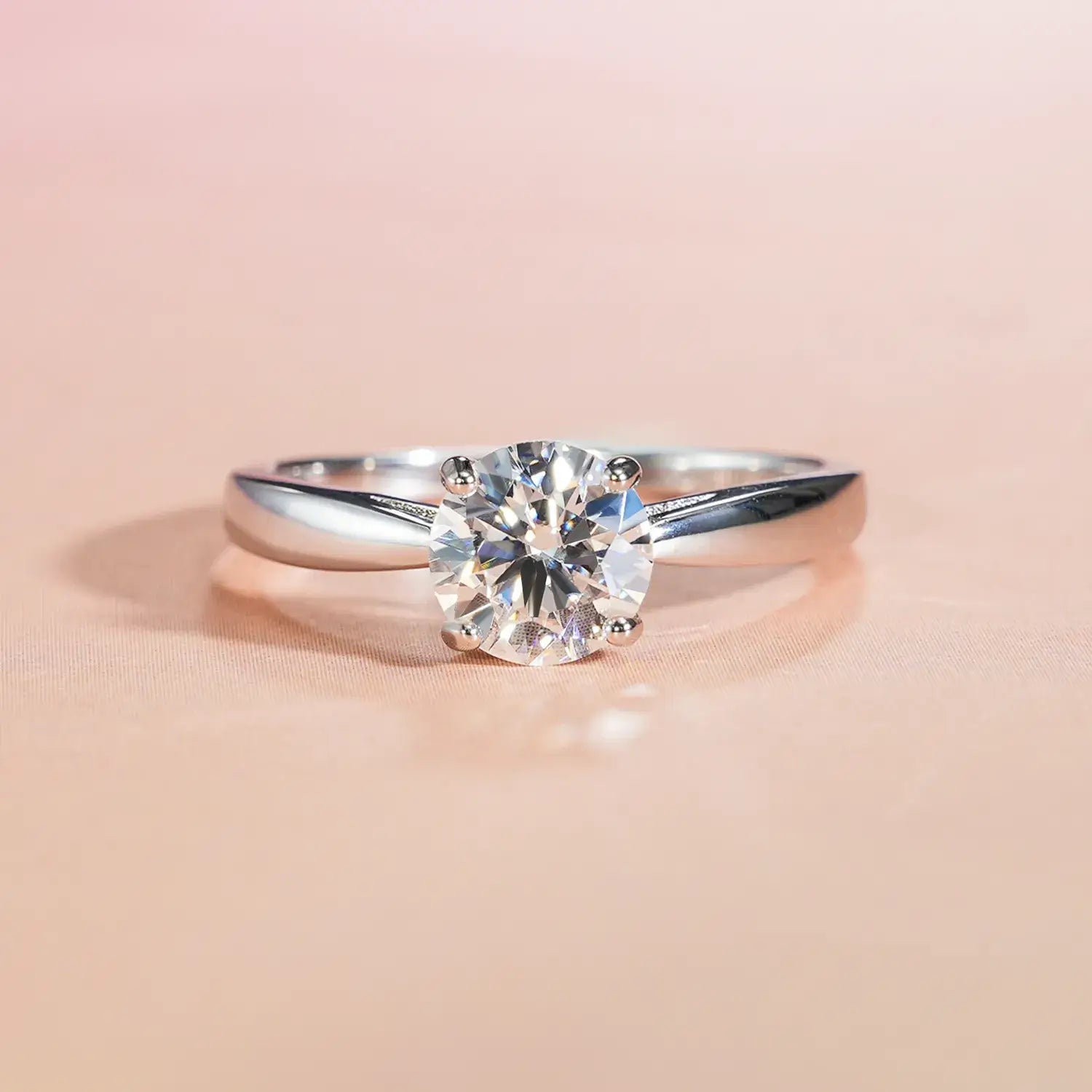 Classic Four-Prong Round Cut Moissanite Diamond Engagement Ring