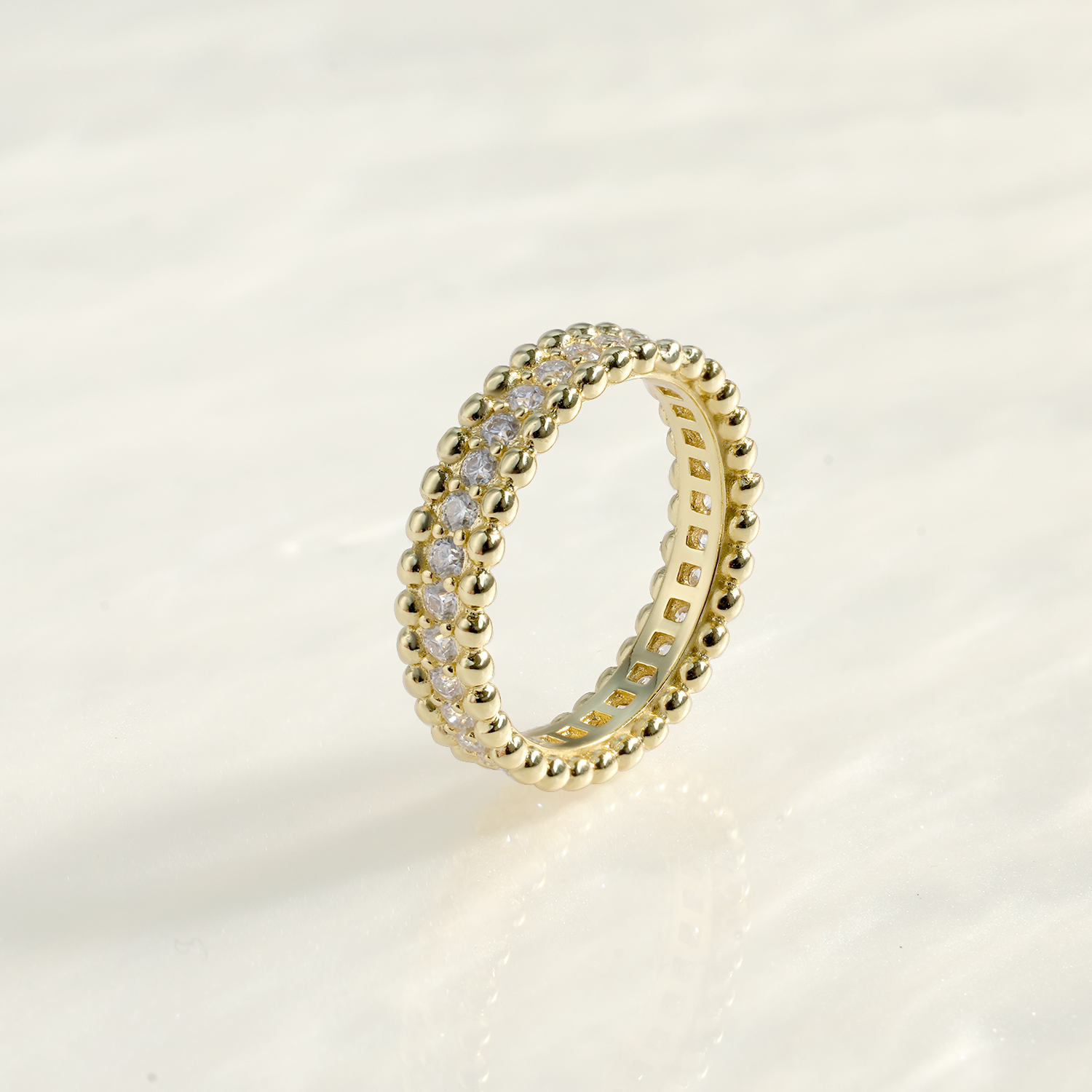 Round Cut Moissanite Gypsophila Ring