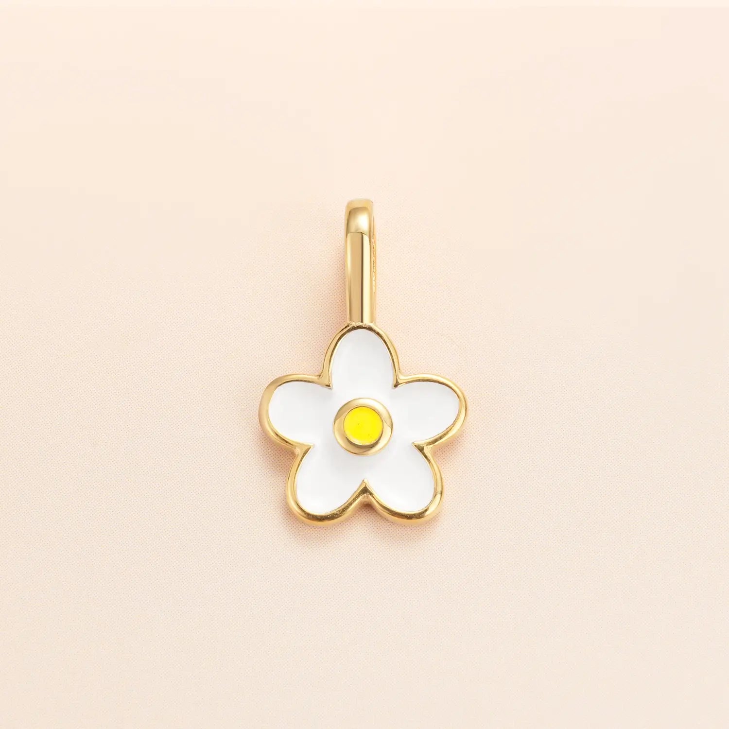 White Small DAISY FLOWER Charm