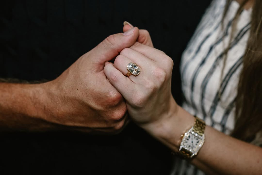 Taylor Swift’s Engagement Ring: A Spotlight on Cushion Cuts, Ashoka, and Old Mine Cuts