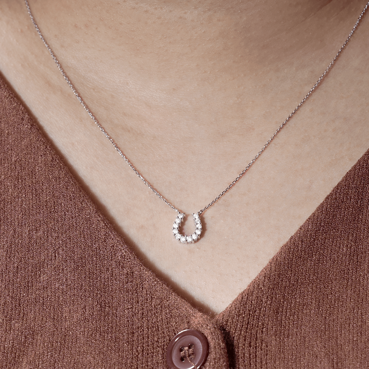 18K Gold Diamond Luckly Horse Shoe Necklace