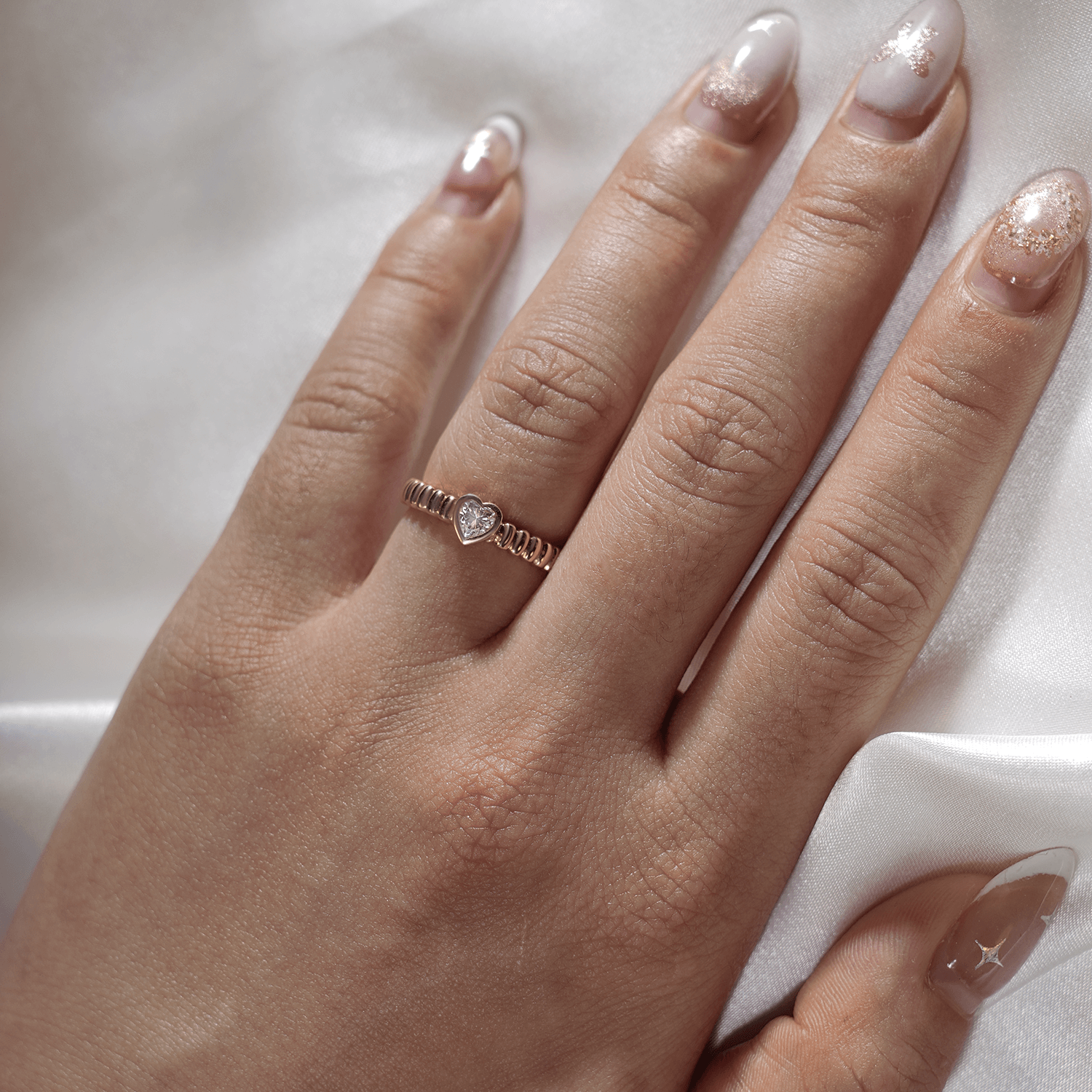 18K Gold Heart Cut Solitaire Moissanite Engagement Ring