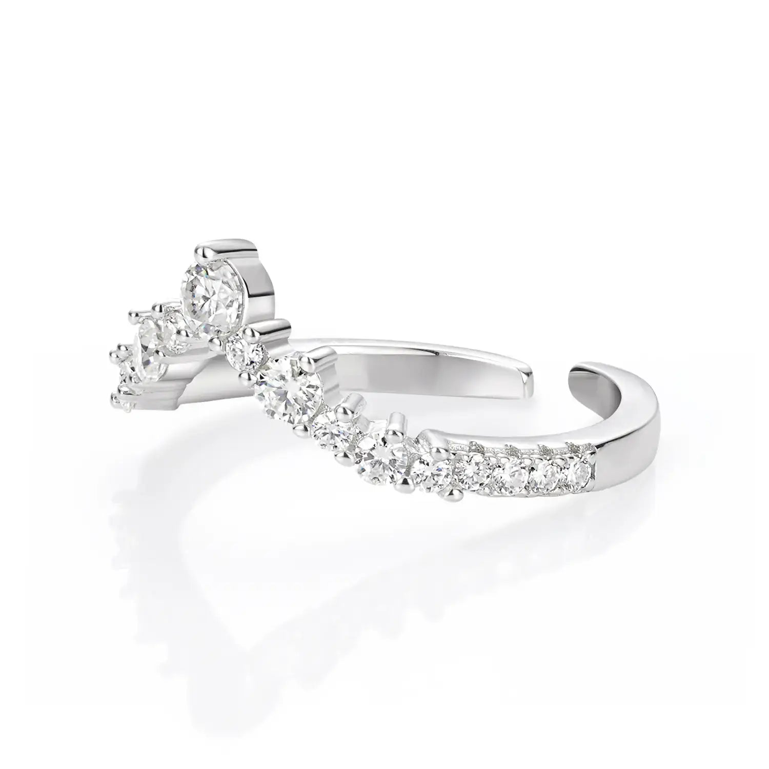 Vintage Luxury Style V-Shaped Moissanite Diamond Wedding Band