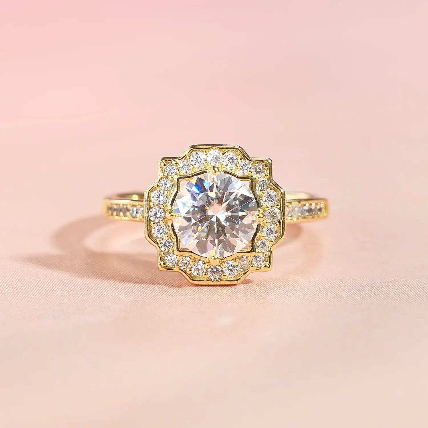 1CT Round Cut Moissanite Antique Engagement Ring